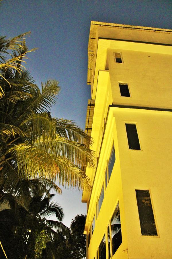 Wotel Calangute Goa Εξωτερικό φωτογραφία